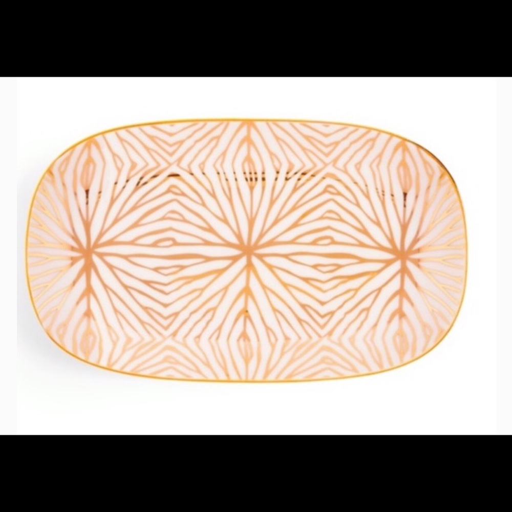 Talianna Lillypad Catchall tray. NWT